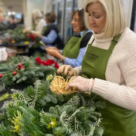 Classic Door Wreath Tuesday 10th December  10am-12.30pm £65